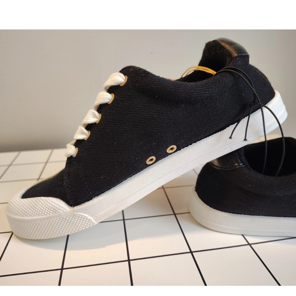 NWT! Roxy Pierview Black Canvas Lace Up Low Top Cushion Sneaker Size 9 -No Box - Picture 4 of 12